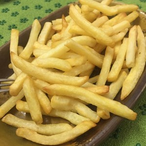 KHOAI TÂY CHIÊN CỌNG BỈ  