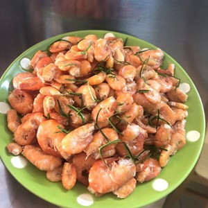 Tôm sông đánh bắt tự nhiên tại Tuyên quang