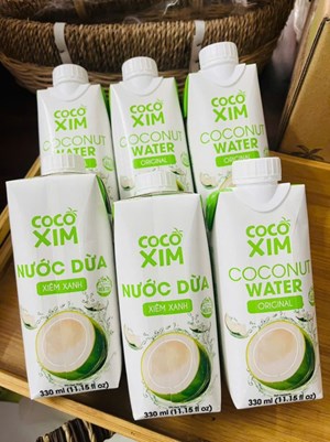 Nước Dừa Xiêm Tươi hiệu Cocoxim, lon 330ml